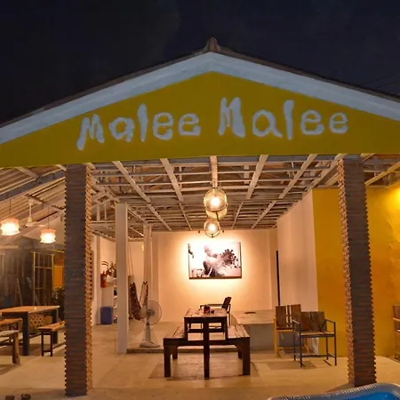 Malee Malee Guesthouse Koh Lanta Exterior photo