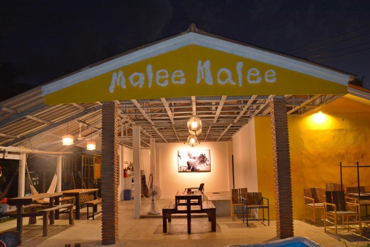 Malee Malee *